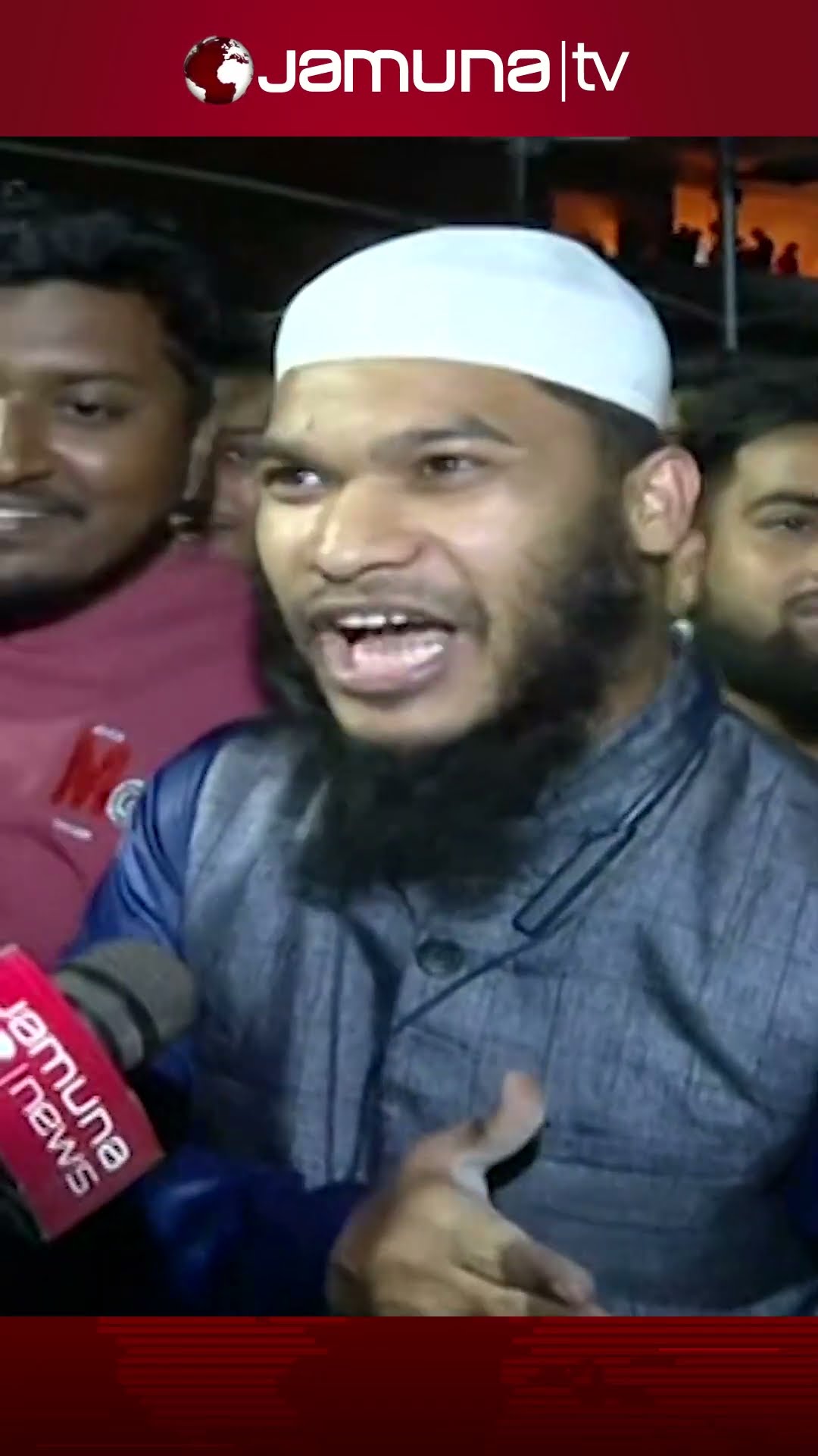 '‌'স্বৈরাচার হাসিনার বাড়ি থেকে ইট নিয়ে যাচ্ছি'  #dhanmondi32 #viralvideo #jamunatv #DhanmondiHouse
