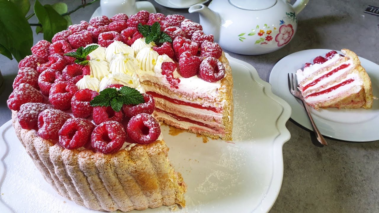 ديسير رائع حلوة الفراولة 🍓بكريمة منعشة🍋 وصفة لذيذة جدا قدمتها ليكم بطريقة سهلة #Charlotte #desserts