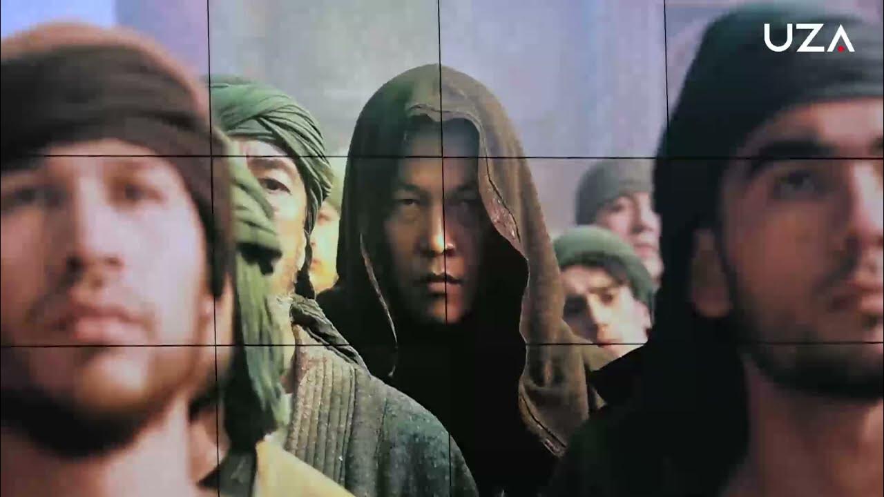 Sargish pul olish uchun sokadi Qisqa yubka onanizm qiladi