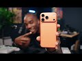 فتح صندوق آيفون 17 برو ماكس باللون البرتقالي الكوني الانطباعات الأولى 