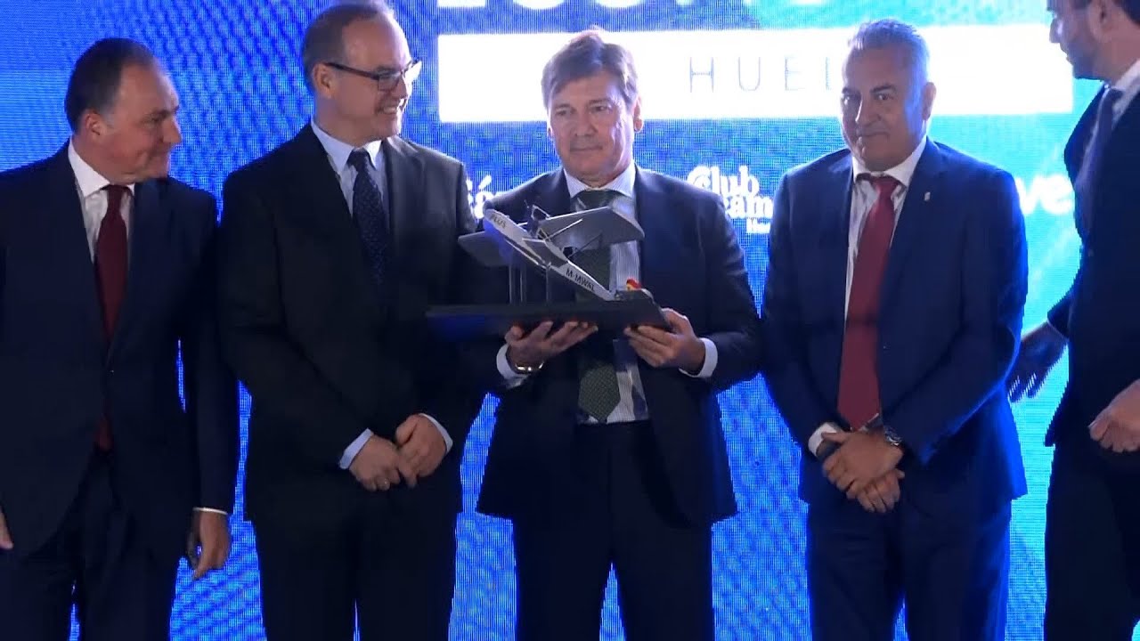 Galardón // Premio Plus Ultra, a USISA // Gala "La Noche de la Economía" de Huelva // 26 11 2025.