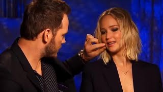 Chris Pratt  Flirting Jennifer Lawrence for 4 minutes
