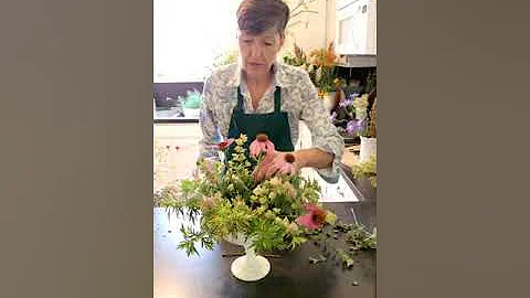 Judie Teaches Floral Design: Lesson 7