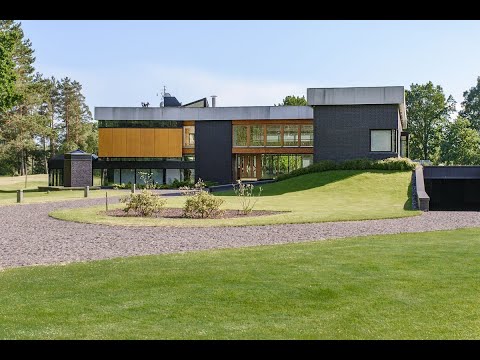 Video: Mesmerizing House Dengan Banyak Detail