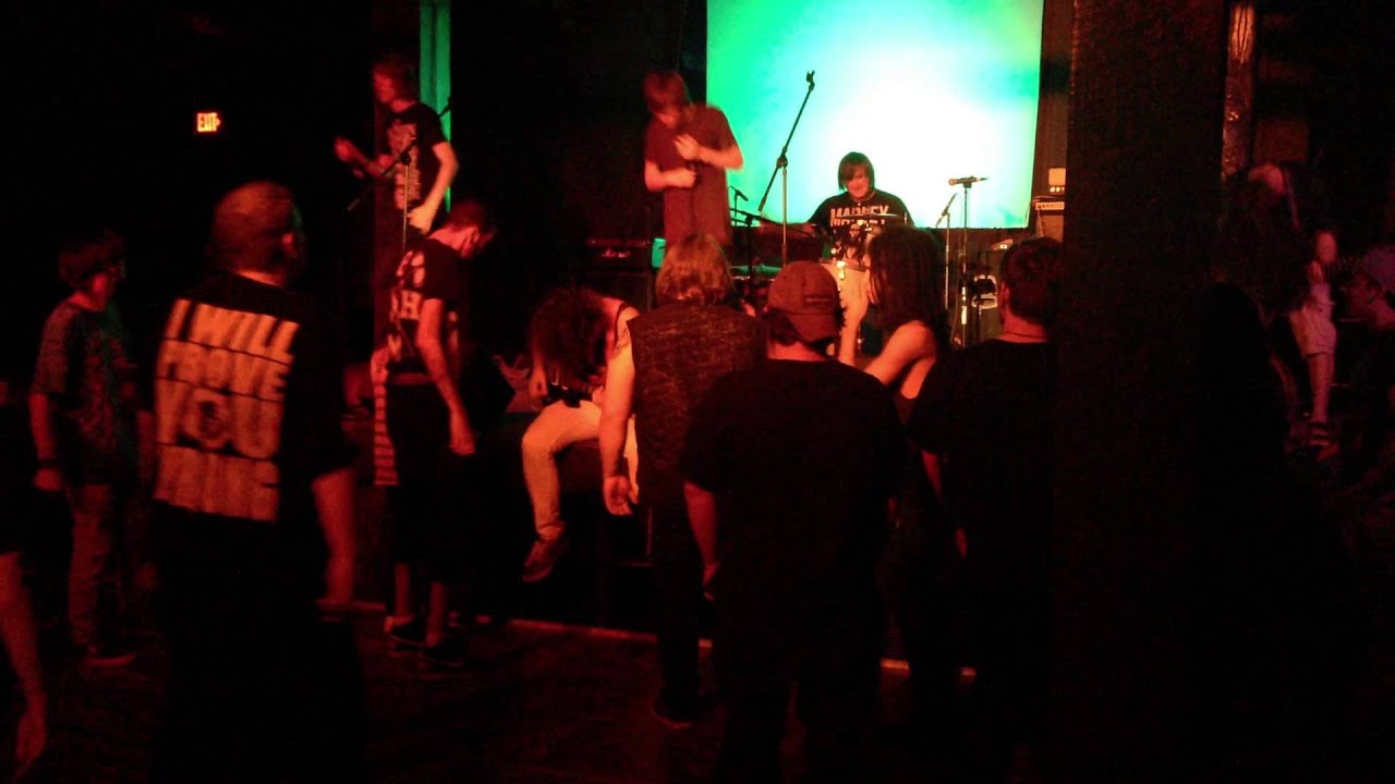 Despised Virtue-LeLouch ft. Kaleb Carringer (1000 Plane Raid) live