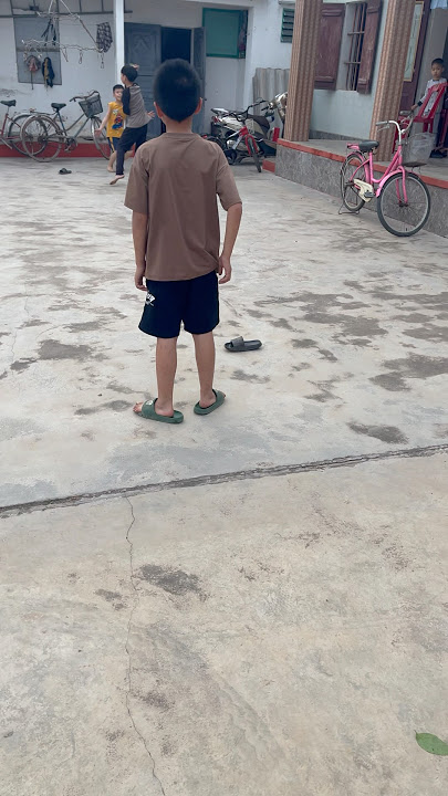 Về quê chơi ném cầu #short #shortvideo #viralvideo #xuhuong