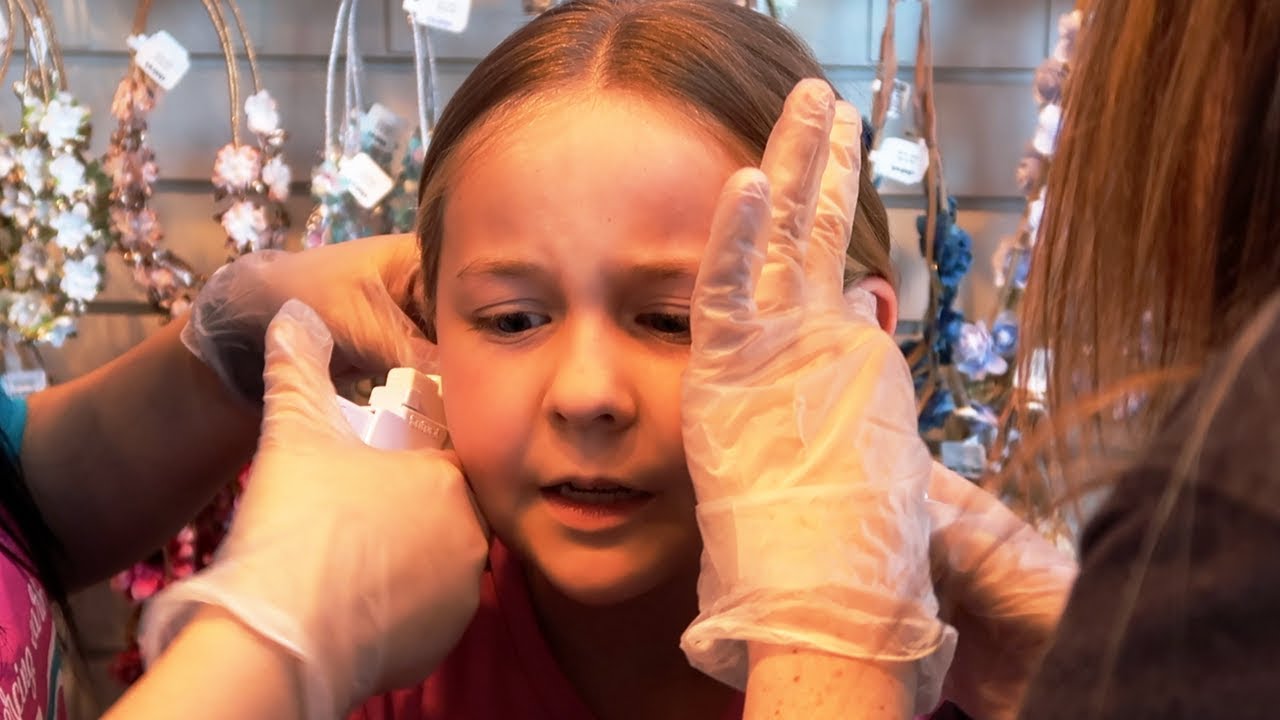 9 Year Old Gets Her Ears Pierced At Claires Youtube