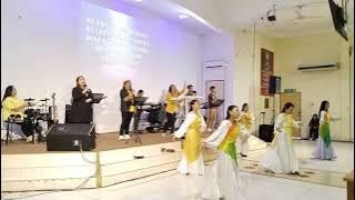 Kau menunggu Hidupku / New Born Generation/ Generoucity Dancer