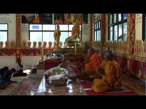 พลุ  ระเบิด  พระตกใจ  ฮาดี  กำลังดัง