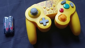 Unboxing the Switch Pikachu Gamecube controller