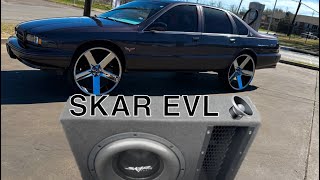 How powerful is 1 SKAR EVL 12 in a big trunk?🤔