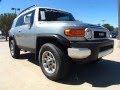 2011 Toyota FJ Crusier Start Up, Exterior/ Interior Review