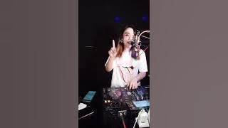 DJ RERE MONIQUE RELAKU MENGALAH