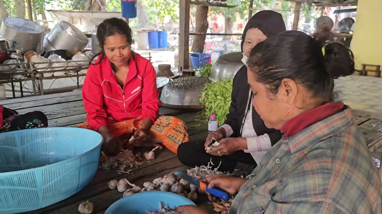 ទឹកគ្រឿងត្រីខចែជូនបងប្អូនភៀសសឹកថ្ងៃទី១២ខែមករាឆ្នាំ២០២៦