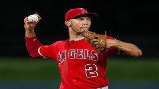 Simmons Bobbles and Wobbles - Andrelton Simmons was camped out underneath a popup o