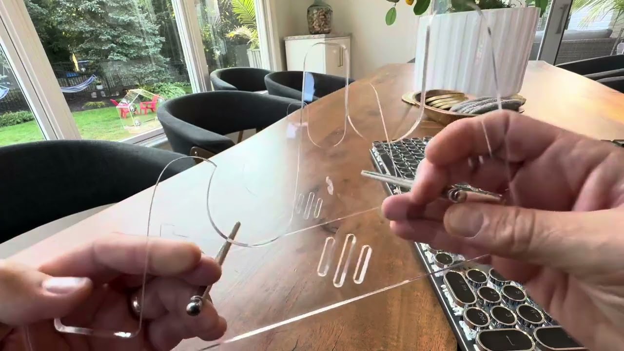 Acrylic Keyboard Display Stand Holder Review