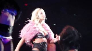 The Circus Starring Britney Spears Columbus Ohio 04/30/2009 - Boys & If U Seek Amy  **Watch in HD**