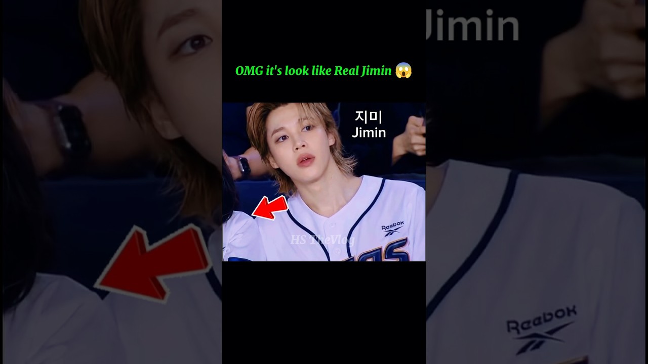 What's 이건 진짜 지민처럼 보이네요🤯🤔#bts #jimin #btsmember #highlights #foryou #btsswim #btsconcert