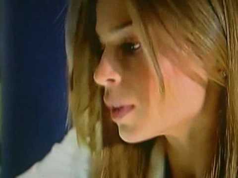 Negcio da China (Rede Globo) - Rosa (Cristiane Machado) tentando acalmar Lvia (Grazi Massafera)