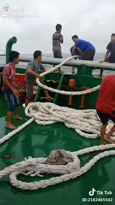 Kehidupan di laut itu susah⚓🚢🌊