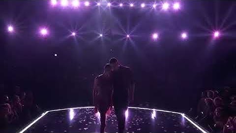 Taylor Swift - Lover ( Live performance from The American Music Awards 2019 )