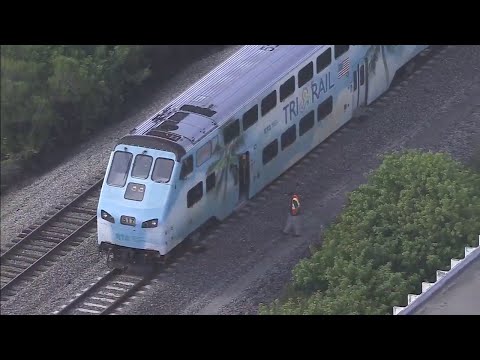 Person struck and killed by train in Oakland Park