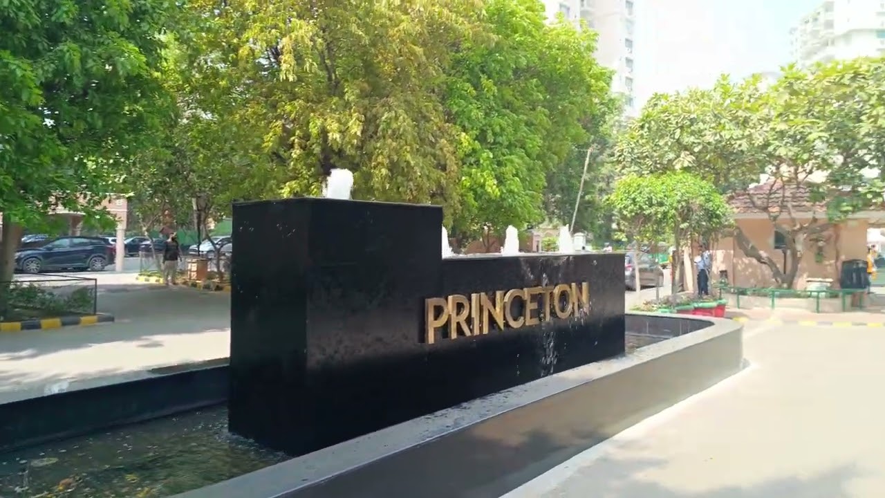 DLF5 Gurgaon 👍👍 