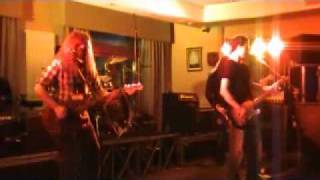 Download Lagu Crimson - Travis Bickle (live at Hotpress Tiger Untamed 19/03/10) MP3