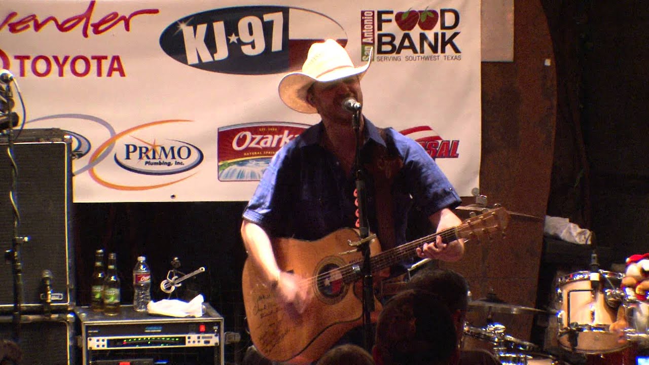 Acoustic Performance by "Cody Johnson Band".mpeg YouTube
