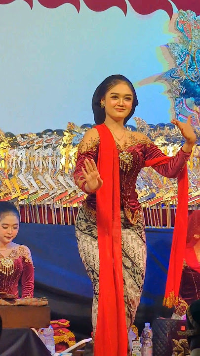 Puenakkk Jogetan Selendang Merah Hani Kusuma, Roro Imas dan Diyah