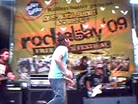 Estranged-Yang Pernah @ Rockaway 09