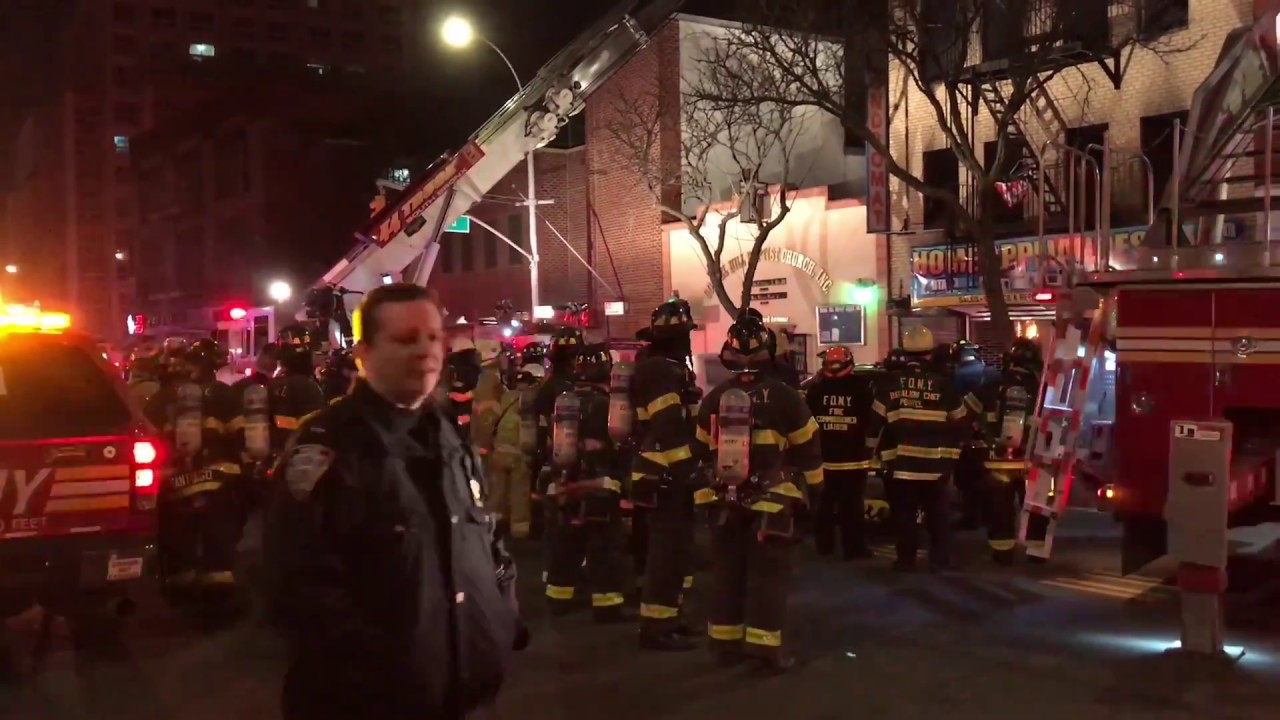 FDNY BOX 2381 - FDNY BATTLING A 2ND ALARM FIRE IN A MIXED OCCUPANCY ON ...