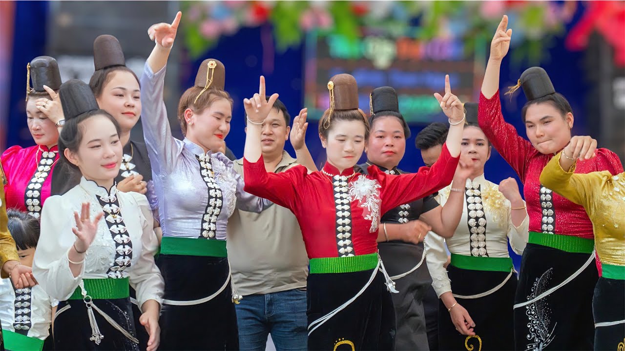 NHẠC SÀN THÁI TÂY BẮC - MẾT CỚ CHỊ EM BẢN TÁNG - XÃ THUẬN CHÂU - SƠN LA NHẢY MỪNG TÂN GIA TOAN NGỌC