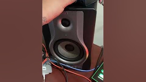 Analog acid house jam (Roland tr-8, behringer td3, elektron analog four, prophet 6)