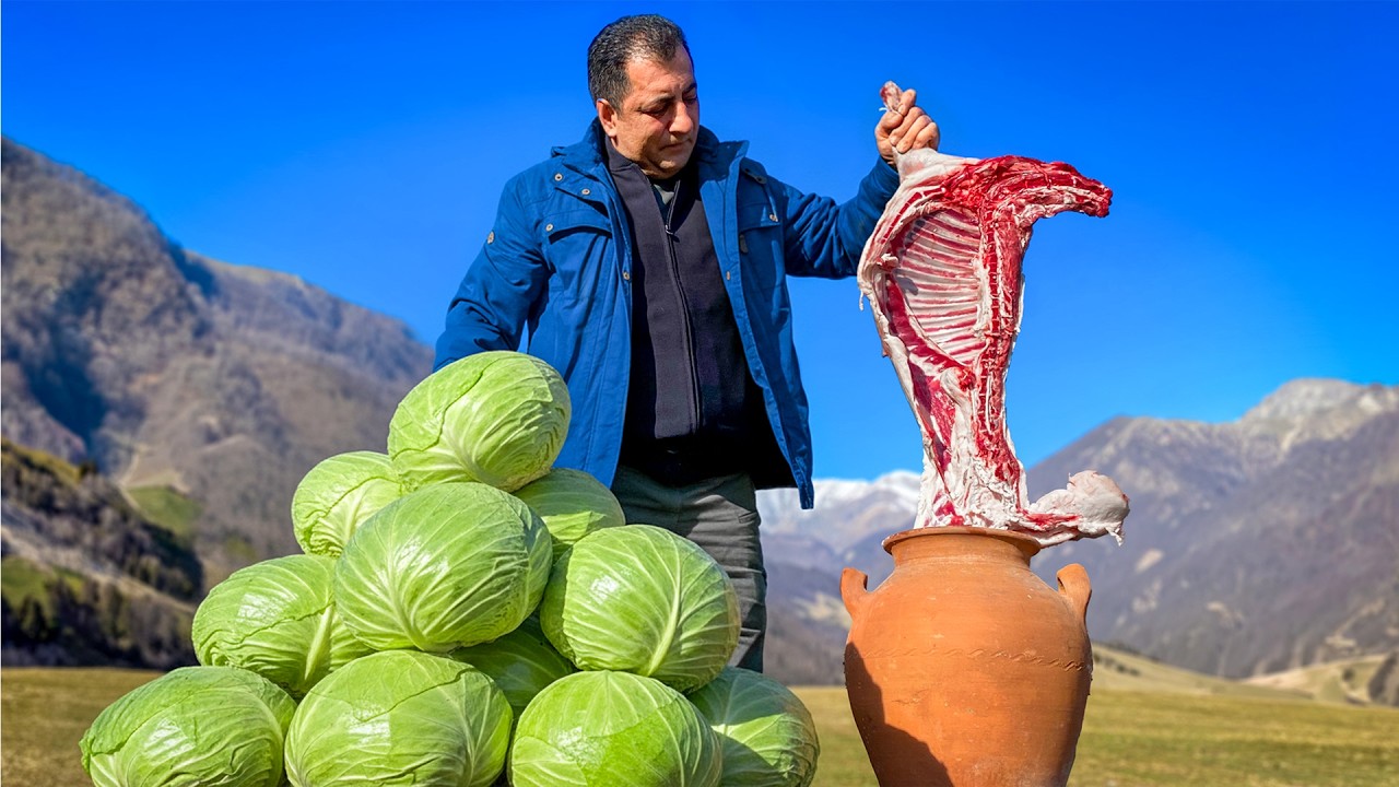 Dolma De Col Con Carne En Cocina De Pueblo