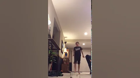 Ben Paper Clip Throw