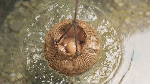 Luộc trứng gà bằng nước nóng thiên nhiên cực ngon  | Quang Thành Vlogs