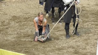 Prinzessin Gabriela - Ritterspiele Burg Sommeregg 2017
Prinzessin Gabriela (Stephanie Schiers) bei den Ritterspielen auf Burg Sommeregg am 5. August 2017.
Music:
YouTubeFreeAudioLibrary
Artist: Aakash Gandhi
Title: Eyes of Glory
Burg Sommeregg:
https://www.facebook.com/BurgSommeregg/
European Horse Show Team:
http://www.ehs-team.de/ Prinzessin Gabriela - Ritterspiele Burg Sommeregg 2017
