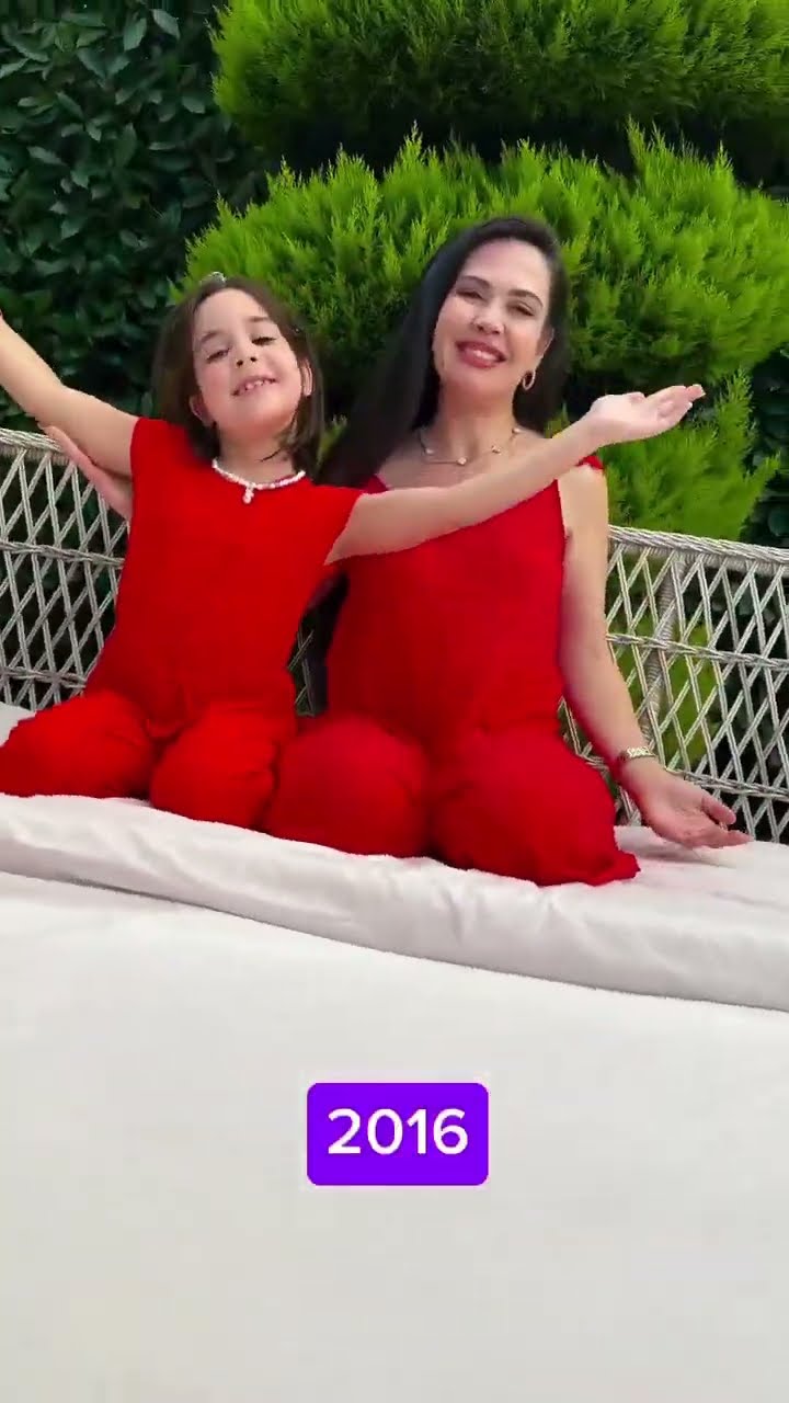 Zaman çok hızlı❤️ #özlemlinaöz #keşfet