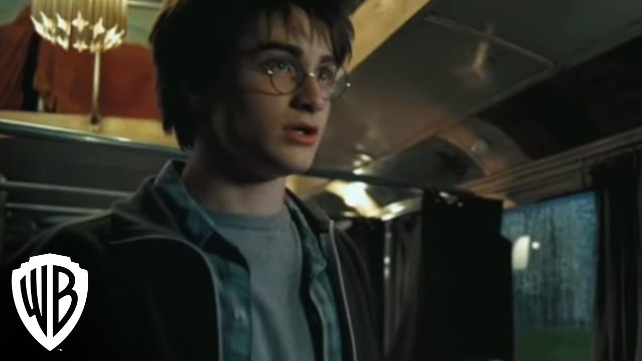 Harry Potter and the Prisoner of Azkaban | Ultimate Edition Bus Ride | Warner Bros. Entertainment