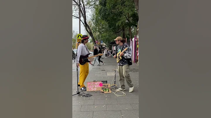 GREATEST GUITAR BATTLE EVER!!! BUT WHO WON? 🤯🎸 - DayDayNews