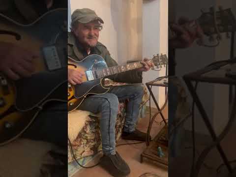 Abdelkader Djeriou Avec La Légende Lotfi Attar