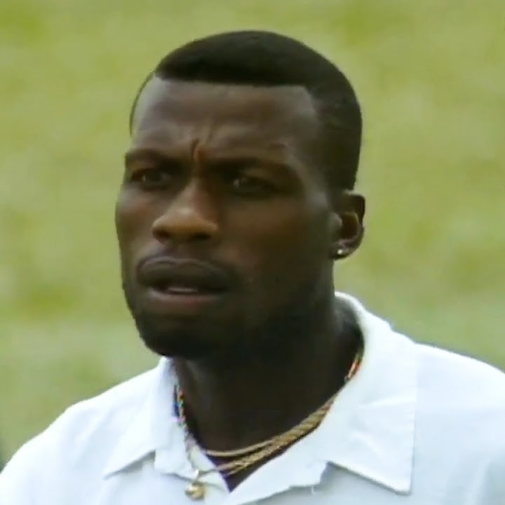 Curtly Ambrose Great Battle Vs Steve Waugh - The Story Of Angry Stare