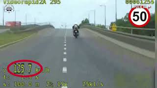 Motocykliści - film udostępniony przez policję.