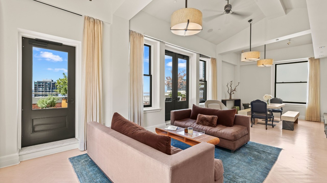 Inside a Rare Seattle Penthouse | Full-Floor Living + Private Rooftop Oasis | UrbanAsh Team Tour