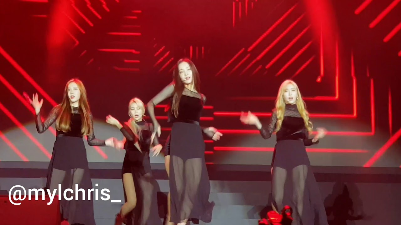 Something Jane, Nayun, Hyebin, Yeonwoo #MOMOLANDinDubai