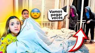 AS GAROTAS DO CONDOMÍNIO INVADIRAM NOSSA CASA A NOITE!!