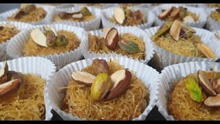 Mini gâteaux konafa (cheveux d'ange) aux amande pistaches  كنافة باللوز والفستق