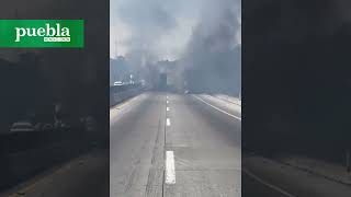 Choque entre dos tráileres, causa un incendio en la autopista Arco Norte