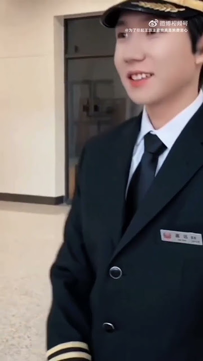 👻: Cơ trưởng Cao Viễn đẹp trai💕 #tfboys #roywang